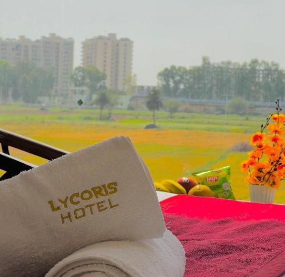 فندق The Lycoris Near Bus Stand Zirakpur On Ambala Highway