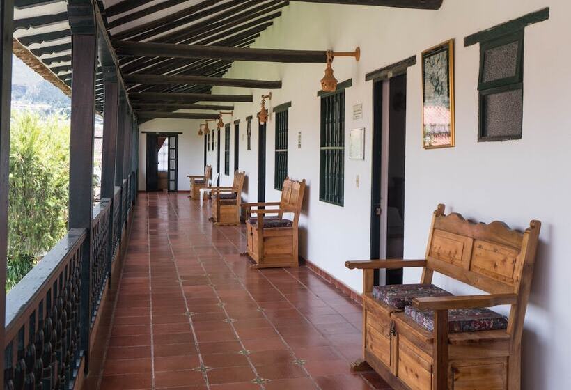 هتل Andres Venero