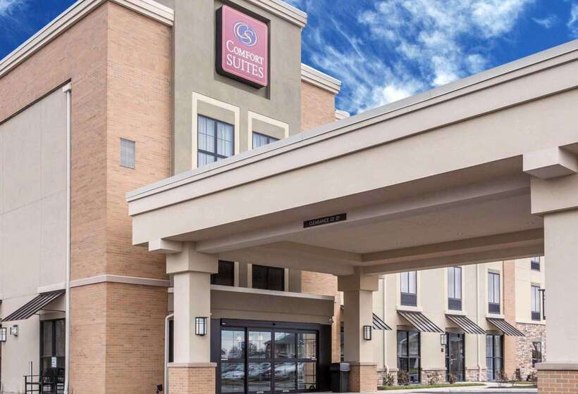 בית מלון כפרי Comfort Suites Youngstown North
