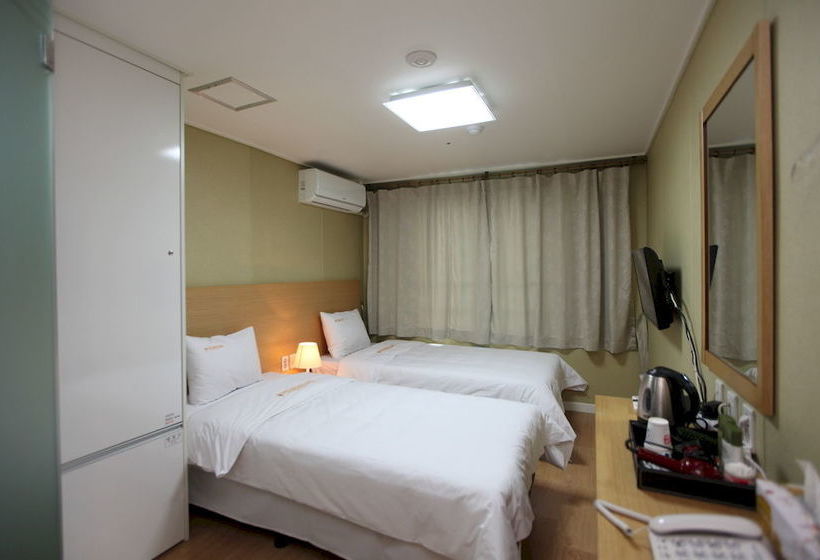 בית מלון כפרי Easy Residence
