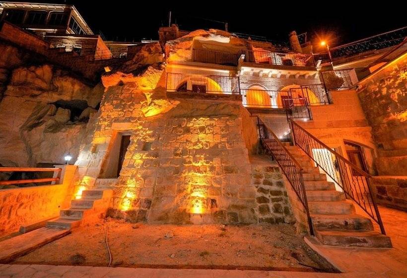 Hotel Fairyland Cave