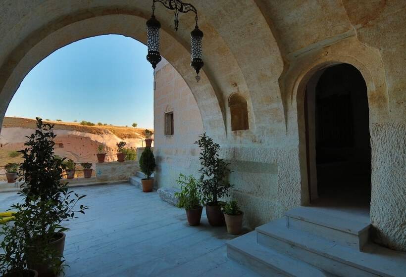 Hotel Fairyland Cave