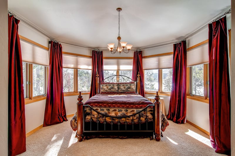 هتل Highlands Ridge Retreat By Pinnacle Lodging