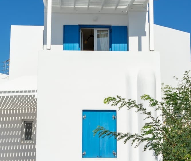 هتل Livanios Studios