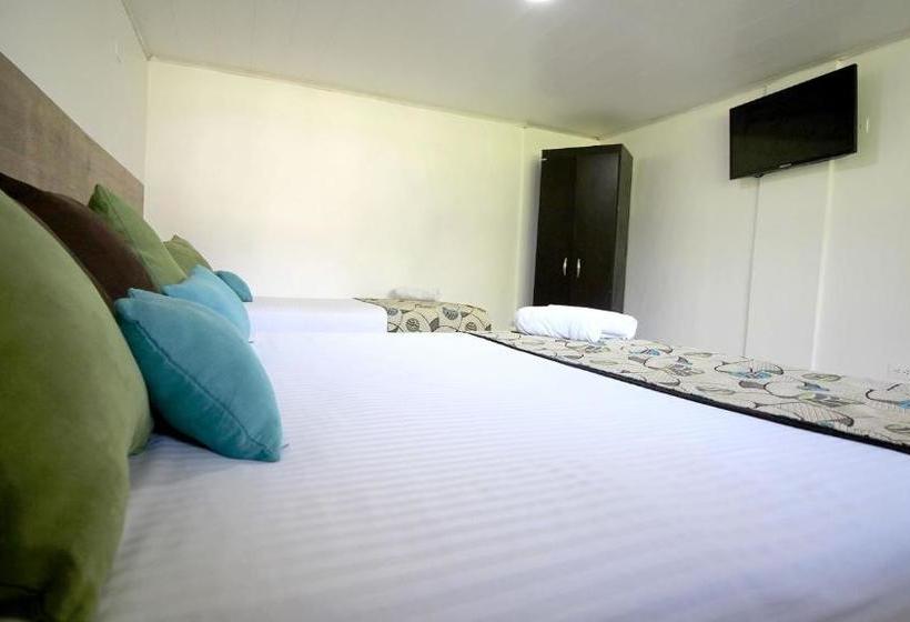 هتل On Vacation Sea Horse