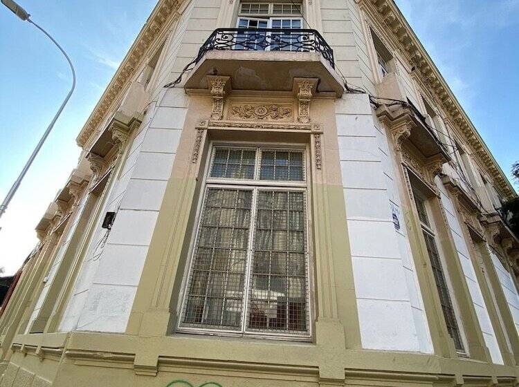 هتل Casa Marina Huérfanos