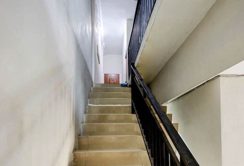 فندق Oyo 92334 Abi Manyu Syariah