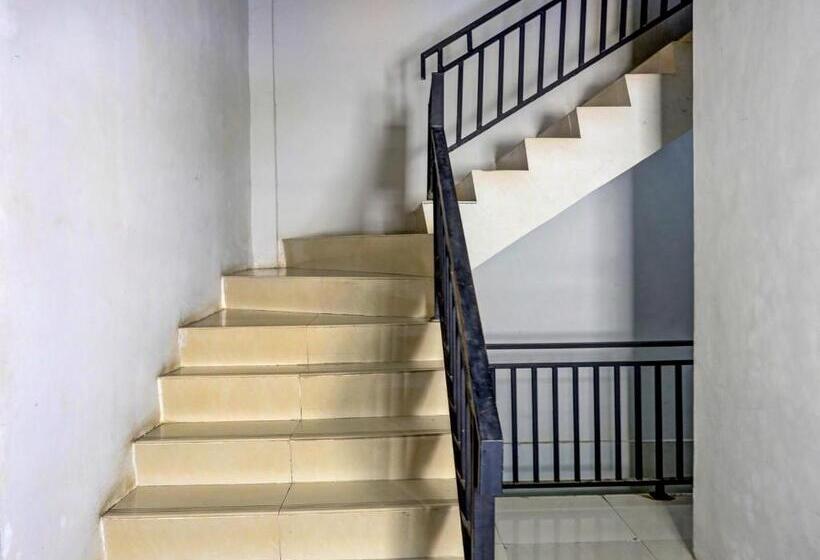 فندق Oyo 92334 Abi Manyu Syariah