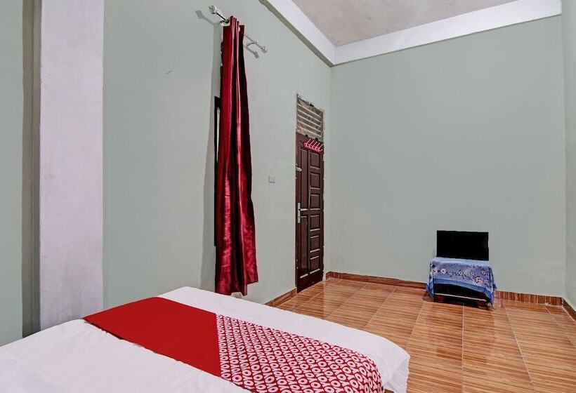 ホテル Oyo 92302 Salsa Homestay Syariah