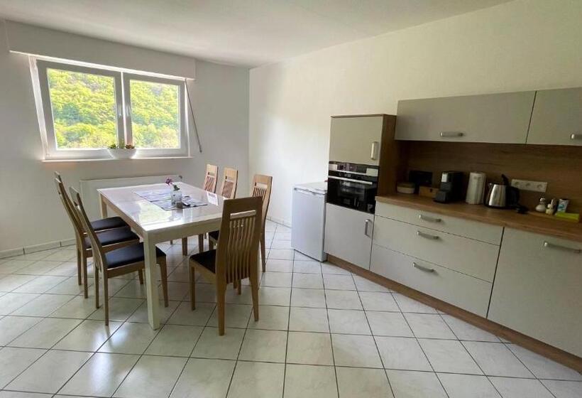 ユースホステル Weinhaus Henerichs