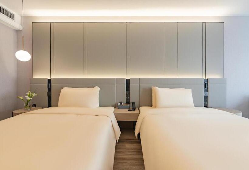 Atour S Hotel Shanghai Lujiazui Expo Center