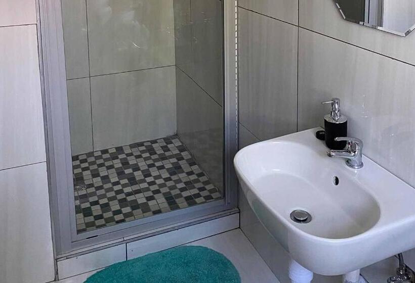 مبيت وإفطار Lodge At Nyala