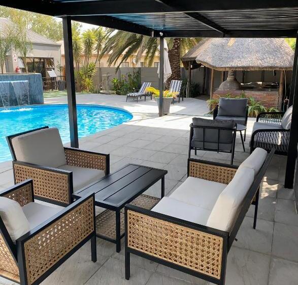 مبيت وإفطار Lodge At Nyala