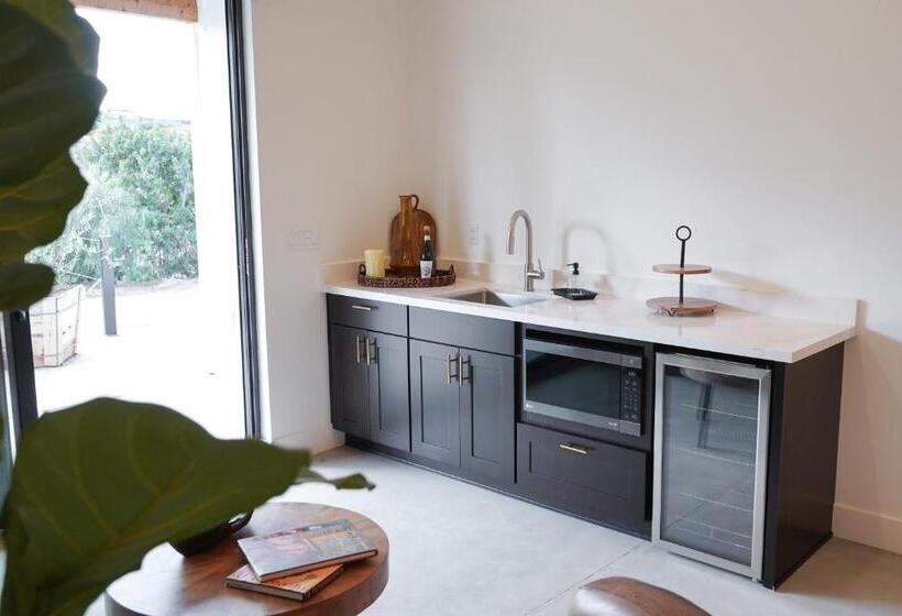 פנסיון Hidden Hacienda