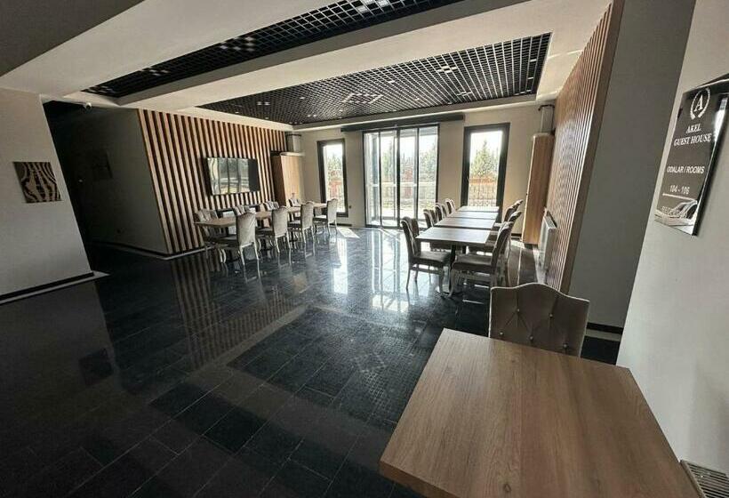 ユースホステル Akel Guest House