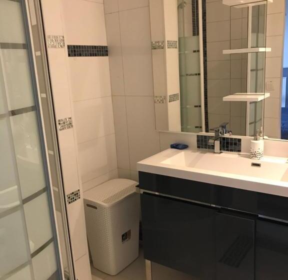 بنسيون Chambre De Luxe 95 Grise