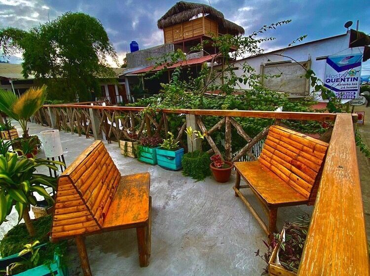 پانسیون Hostal Machalilla