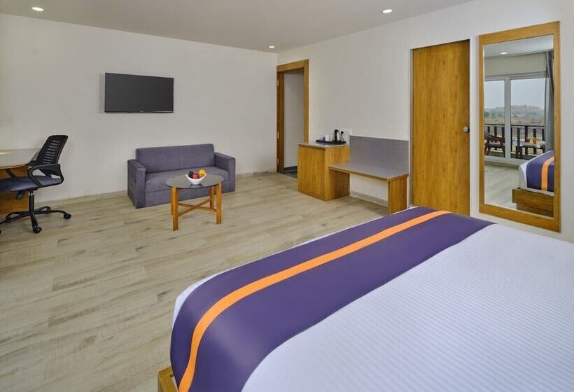 Отель Comfort Inn , Statue Of Unity