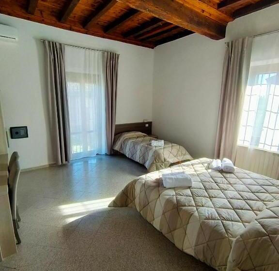 پانسیون La Corte Felice