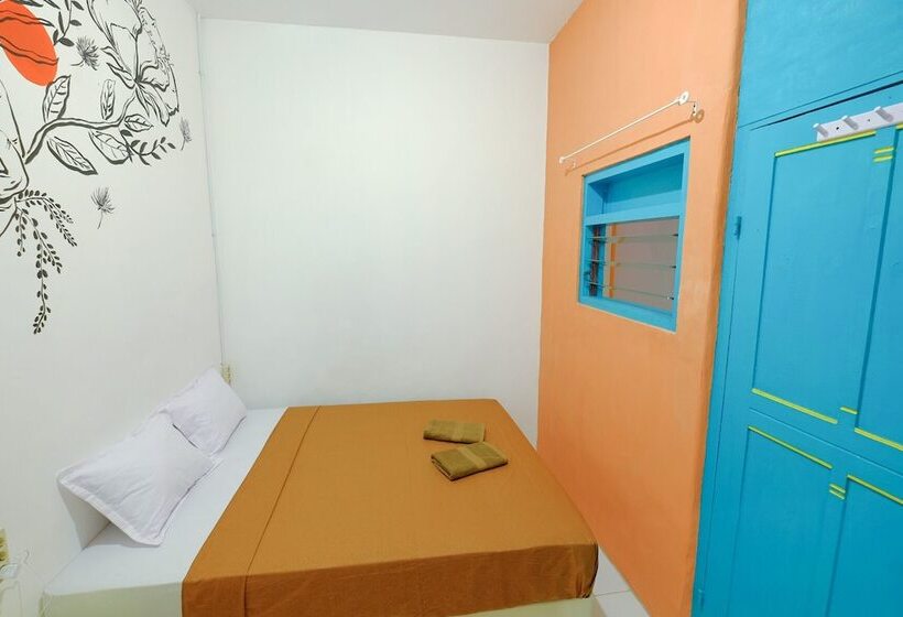 هاستل Snooze Malang