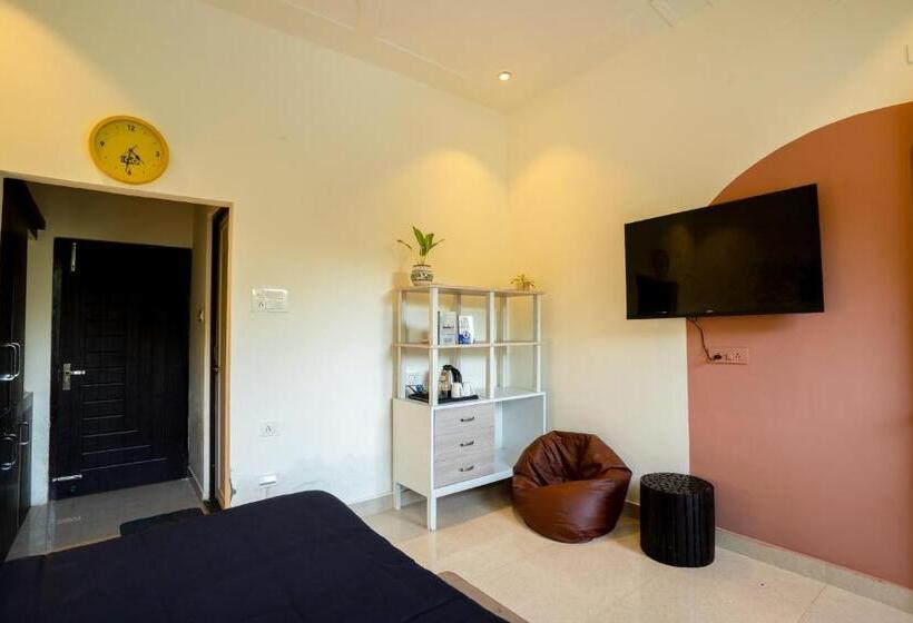 The Hosteller Jeolikote