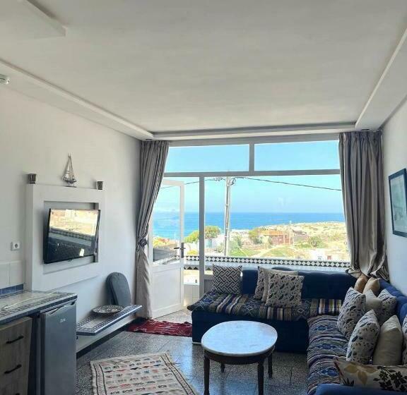 هتل Big Blue Guest House