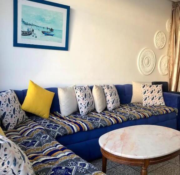 هتل Big Blue Guest House