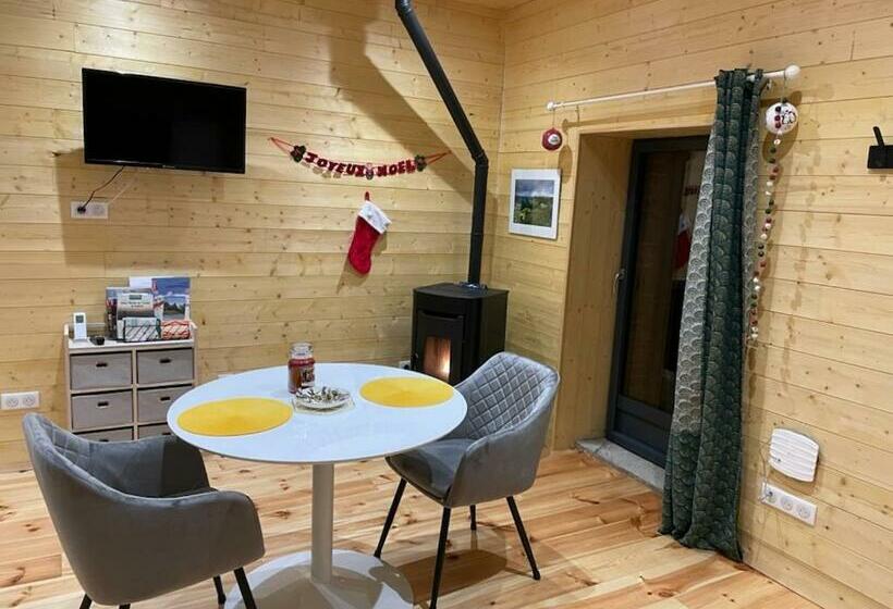Отель Le Petit Gîte Des 4 Saisons