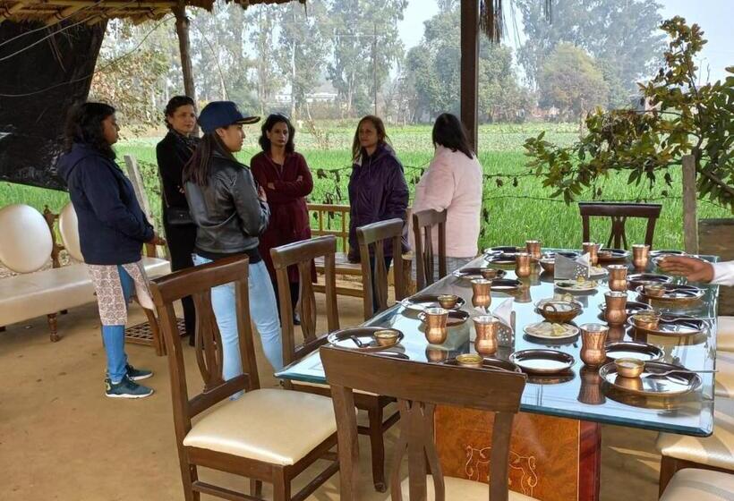 リゾートホテル Virsaa   The Captain S Mud Retreat