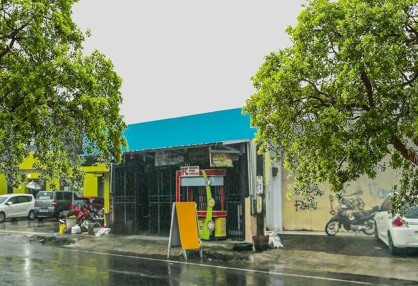 هتل Spot On 92219 Pondok Karisma Syariah