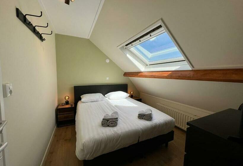 Rb Hostel