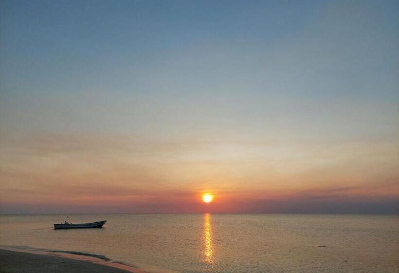 Sunset Bay B&b