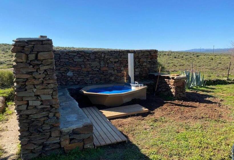 בית מלון כפרי Alchemy Retreat   Entire Karoo Guest Farm   Barrydale