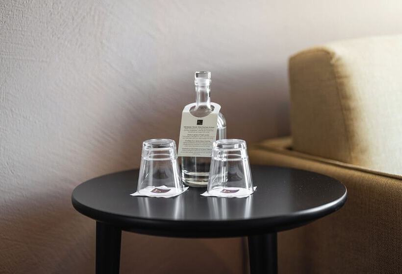 호텔 Kloster By B Smart