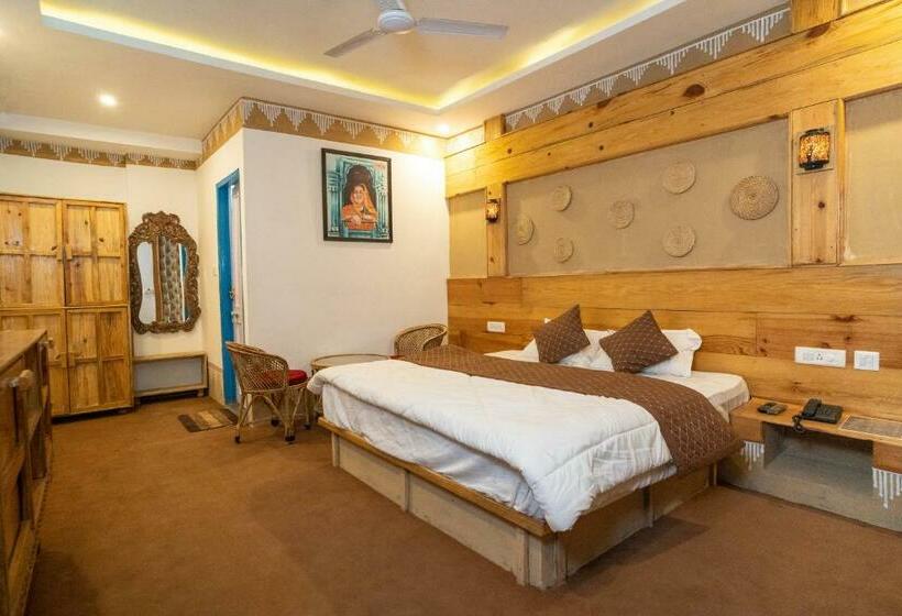 Palette Bhatta Falls Formerly Meru Pahad Resort