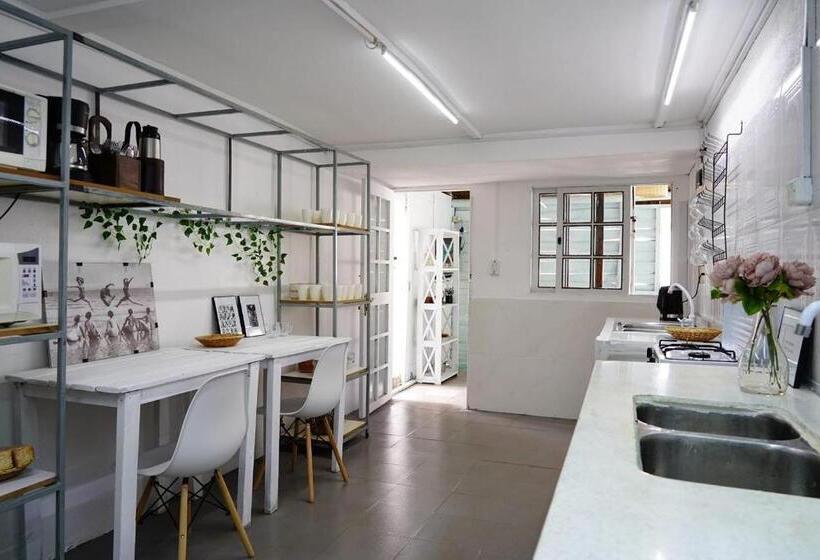 پانسیون Hué Hostel