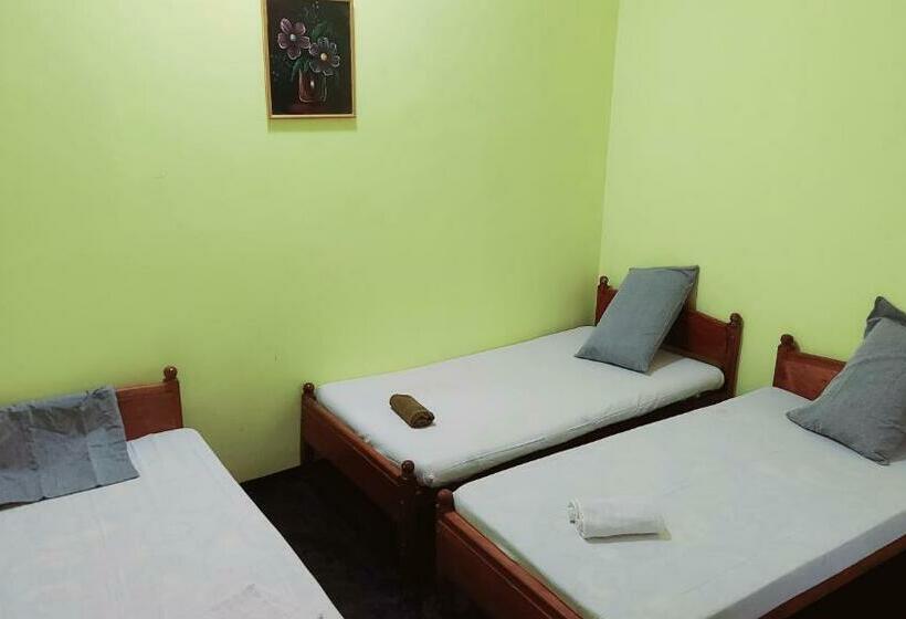 هاستل Eestee Courtyard