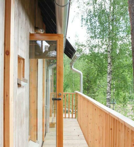 Общежитие Pinewood Guesthouse