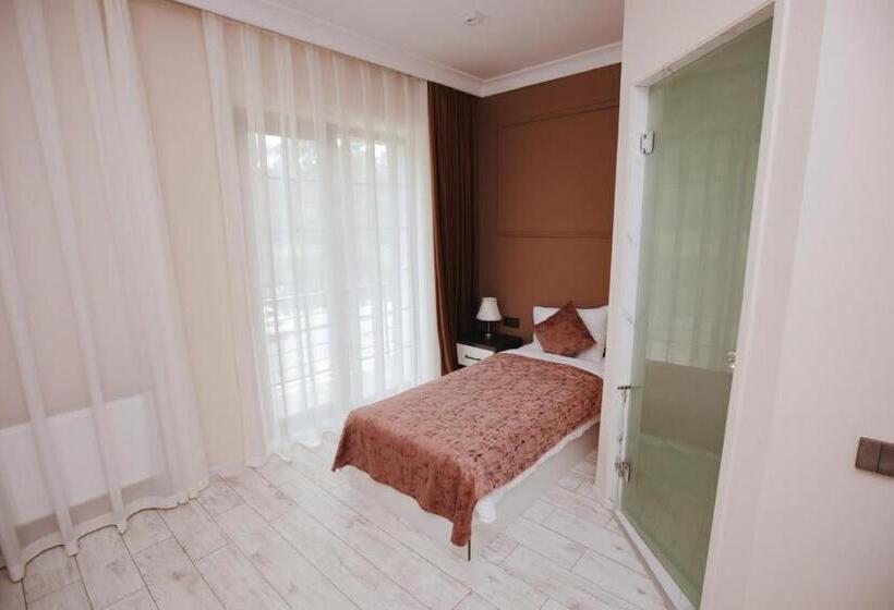 בית מלון כפרי Castle Resort Spa