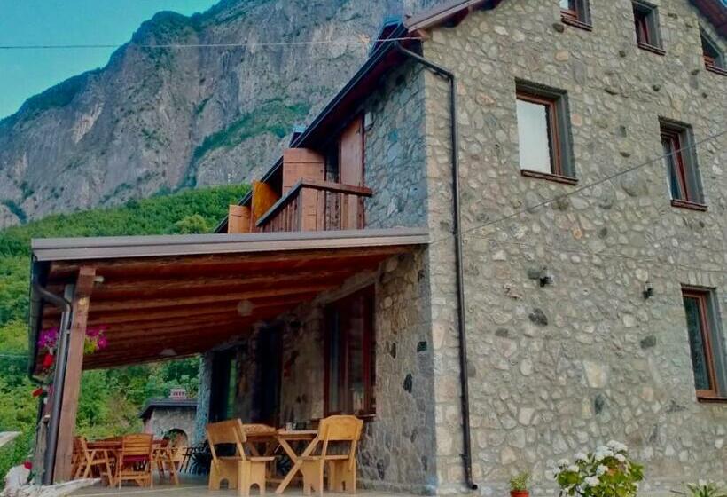 هتل Guest House Aprripe Guri