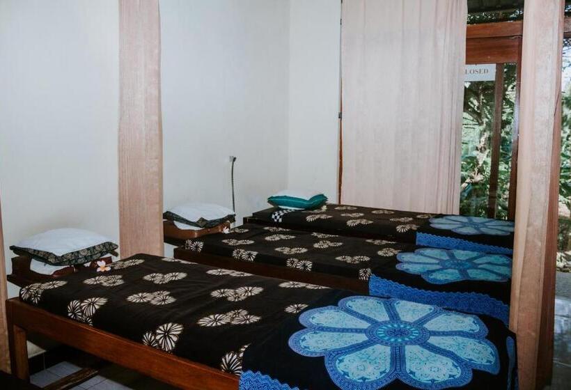 Пансион Kurnia Guest House & Spa