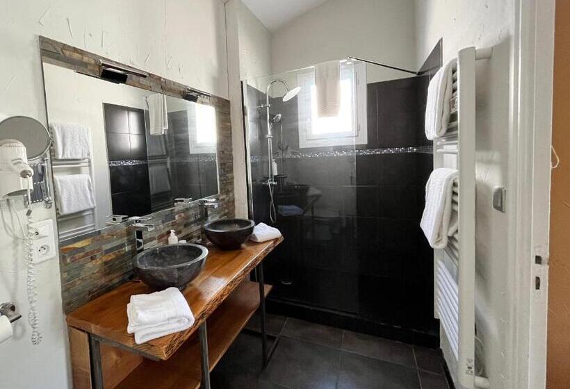Отель Auberge Val Moureze Hôtel & Spa