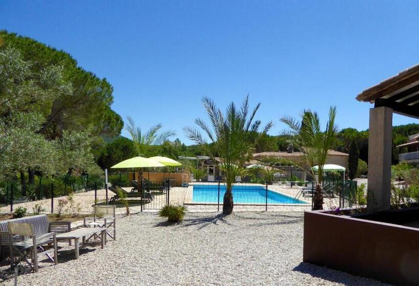 Отель Auberge Val Moureze Hôtel & Spa