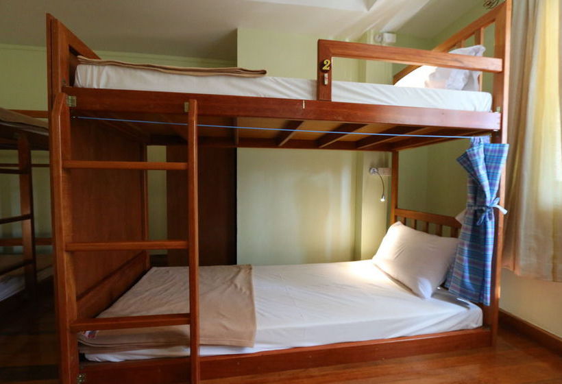 בית מלון כפרי Chanchala Café & Hostel