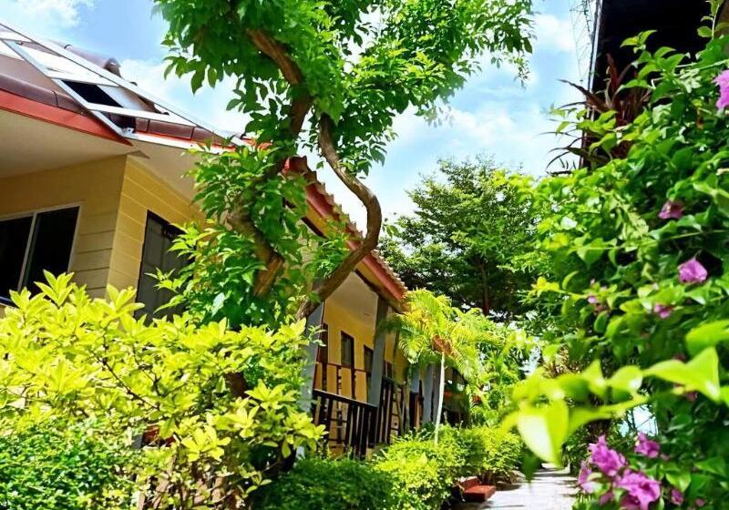 هتل Chongkhao Resort  Phi Phi Island