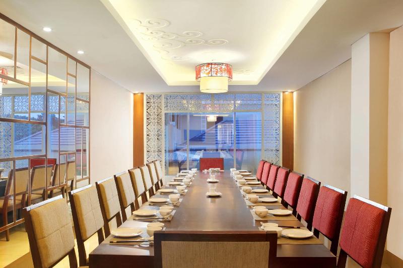 בית מלון כפרי Four Points By Sheraton Makassar