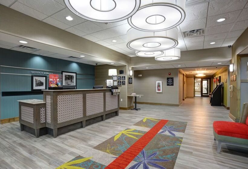 هتل Hampton Inn & Suites Ardmore