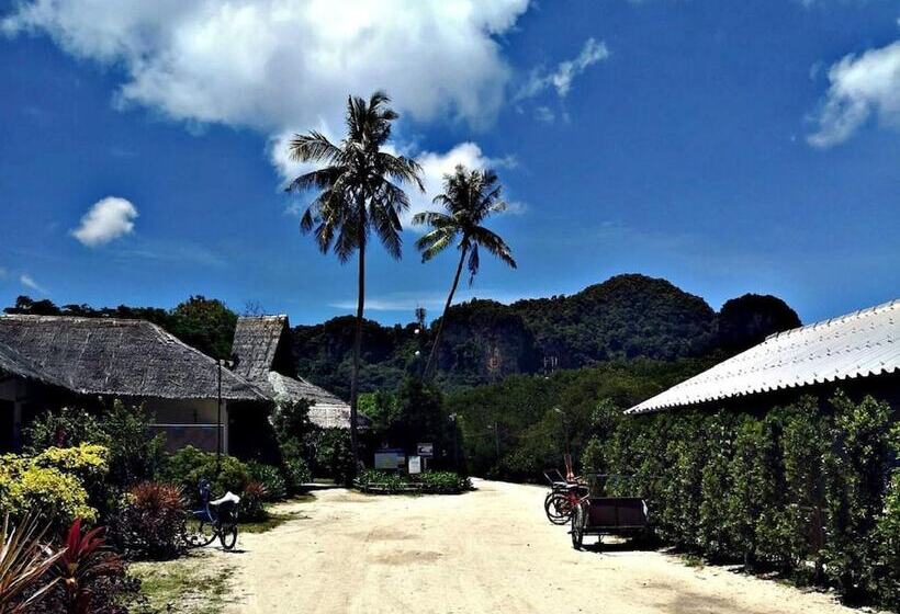 Отель Phi Phi Ba Kao Bay Resort