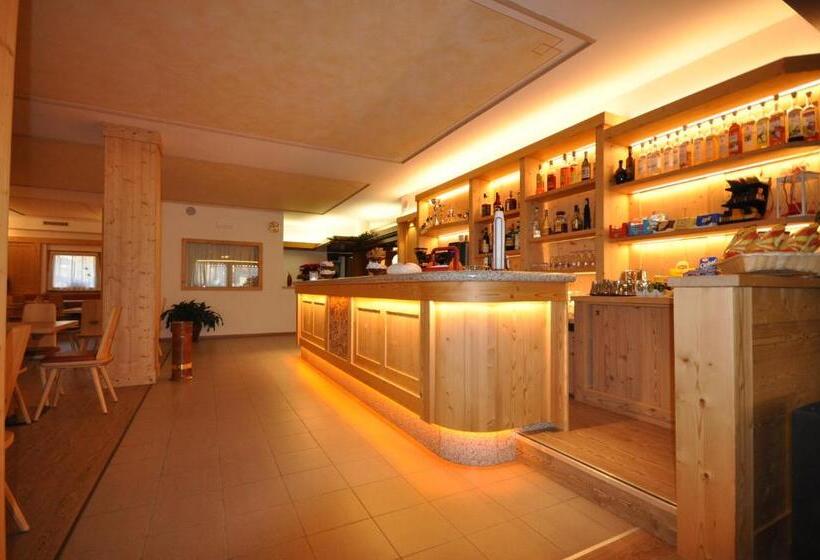 בית מלון כפרי Select