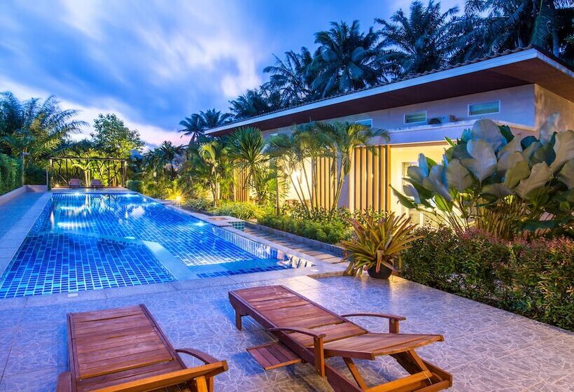 هتل The Fong Krabi Resort